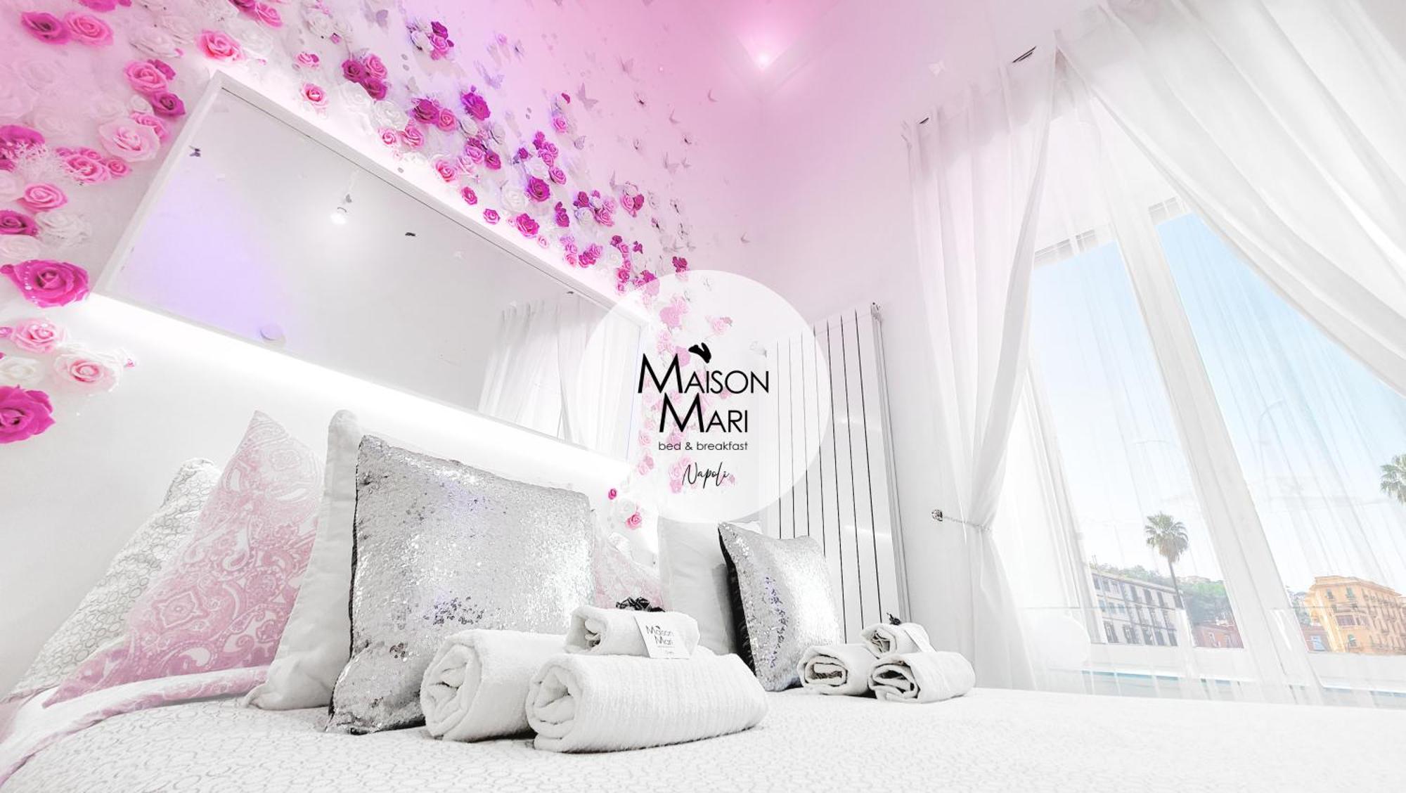 Maison Mari B&B Napoli Ruang foto