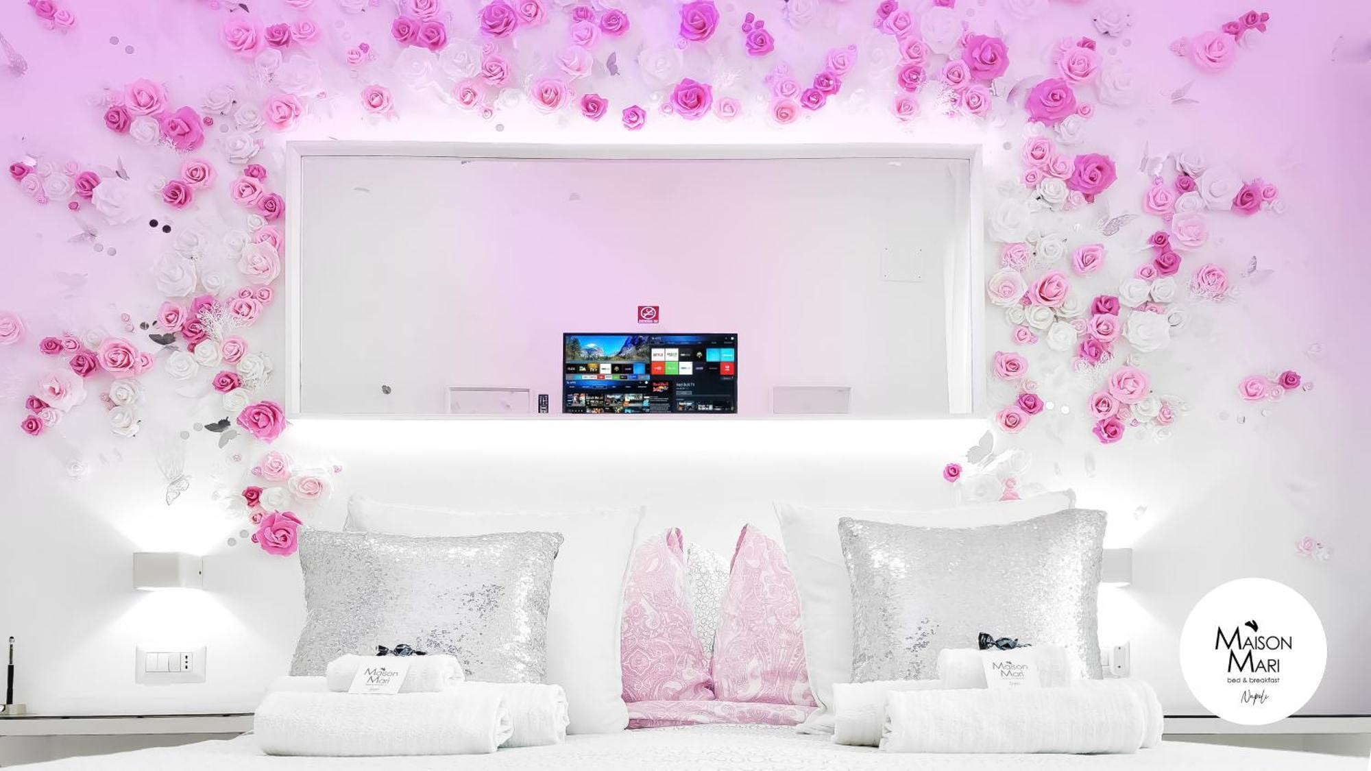 Maison Mari B&B Napoli Bagian luar foto