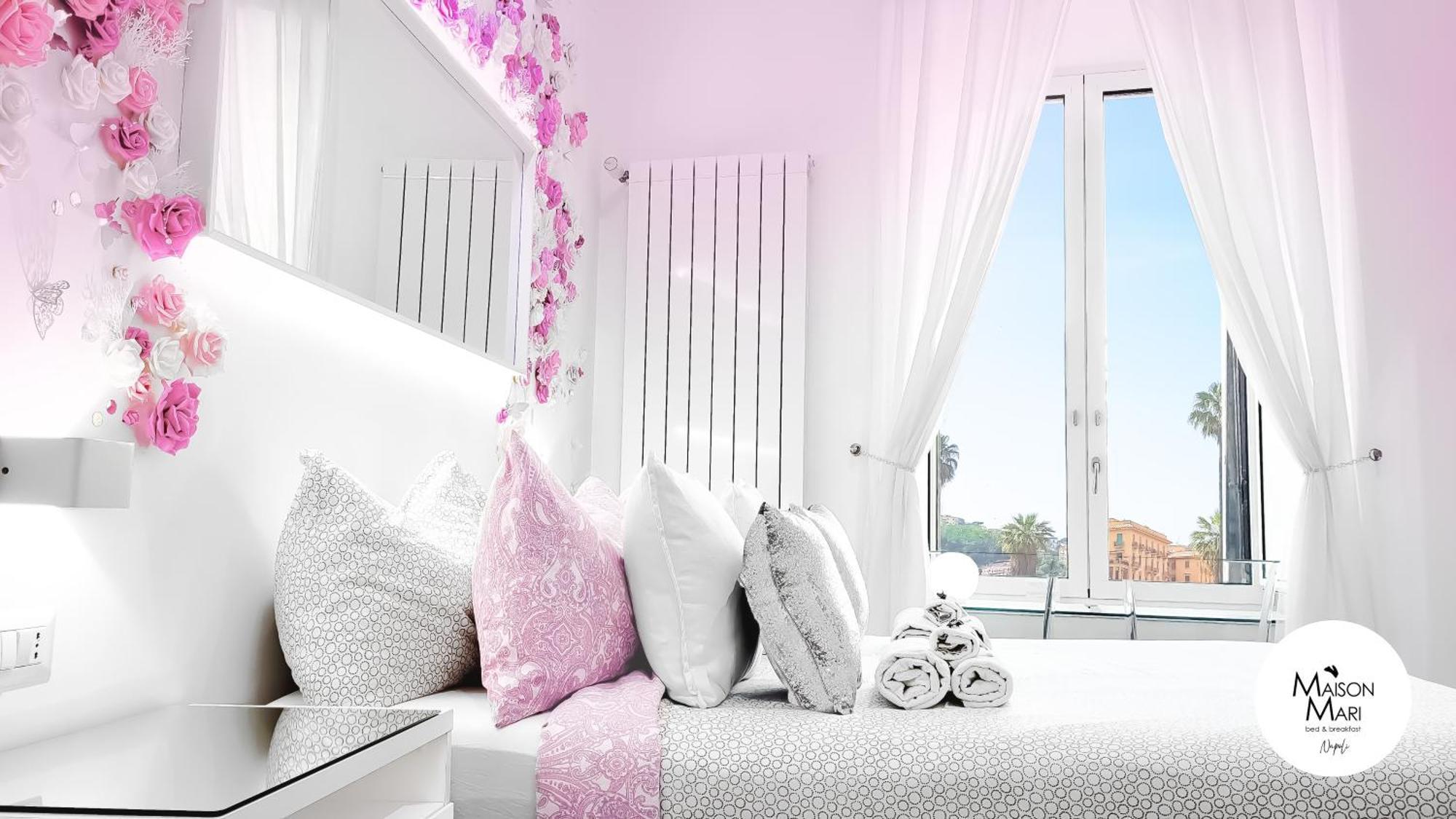 Maison Mari B&B Napoli Bagian luar foto