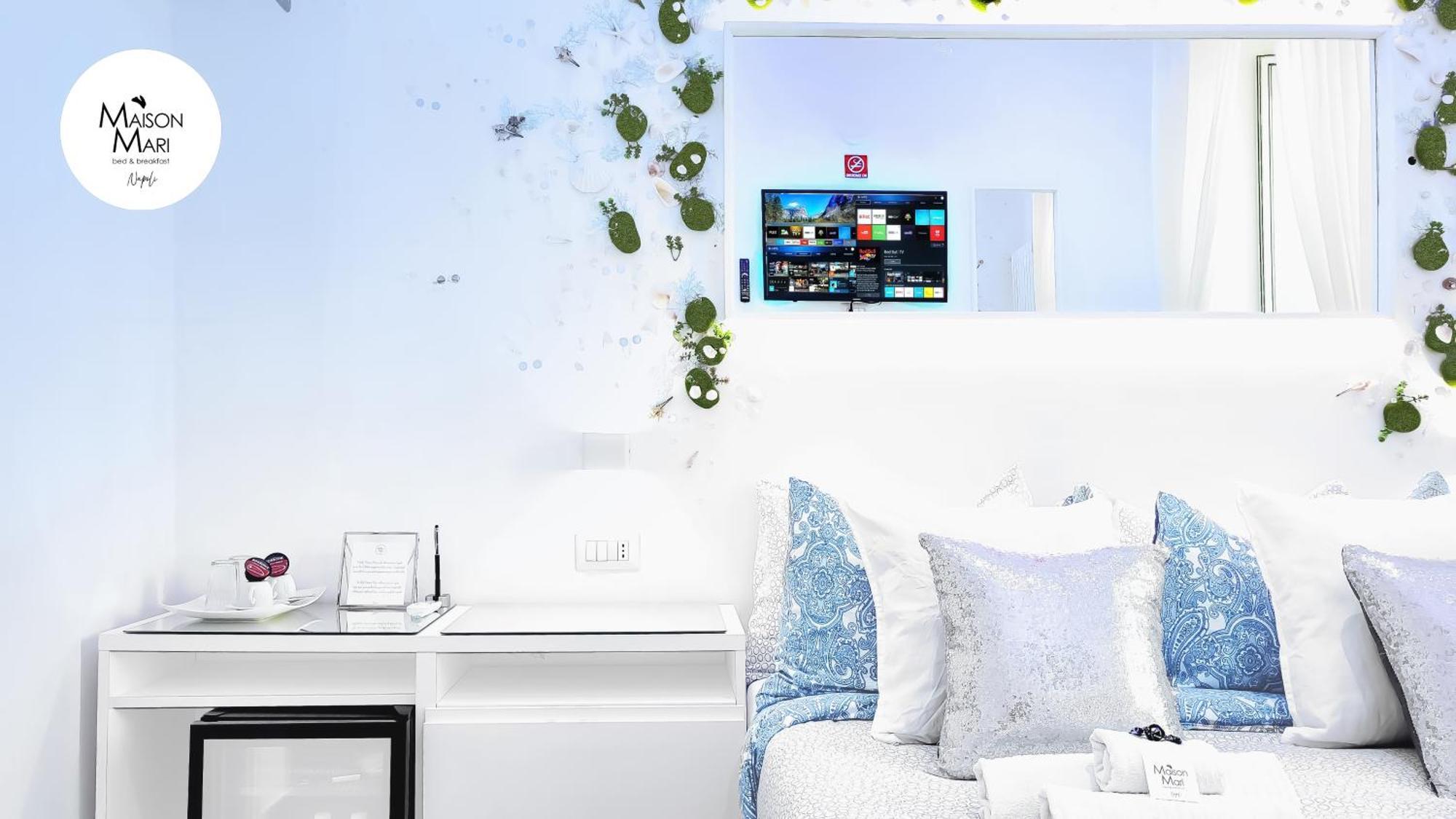 Maison Mari B&B Napoli Bagian luar foto